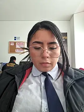 Chat +18 de Angela__05 ao vivo