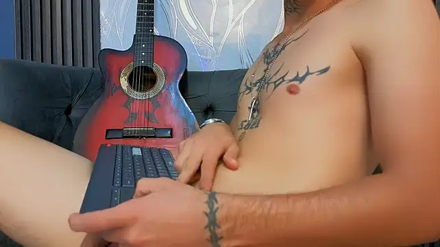 Axel_Ryder 라이브 XXX 채팅