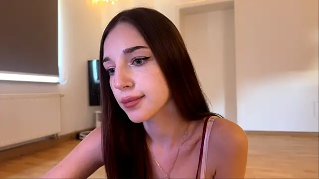 AntoninaErtle Adlı Modelin Canlı XXX Sohbeti