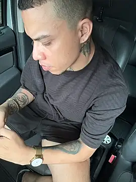 XXX chat uživo modela AlphaMasterXxx