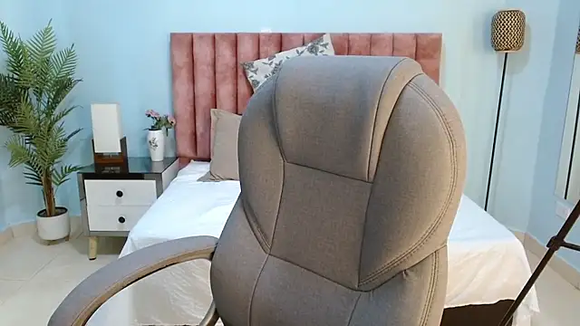 Živý XXX chat Paolahills