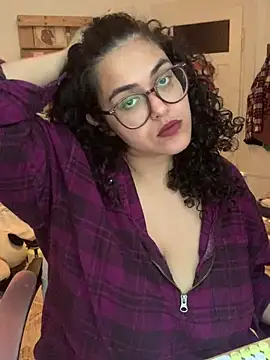 Curvydesifromgermany Chat XXX in diretta