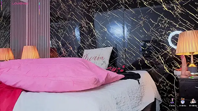 แชท XXX สดของ DahianaG