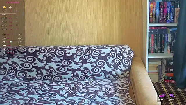 EmiliaCoupleのライブXXXチャット