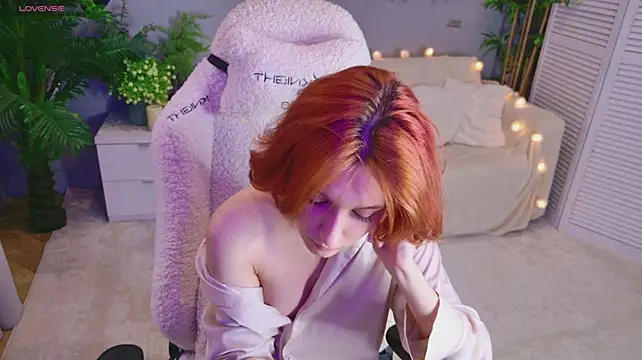 Yuna__Lim Adlı Modelin Canlı XXX Sohbeti