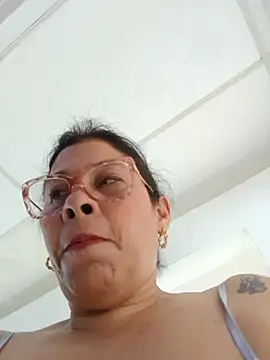 Chat XXX en directo de desire_matture