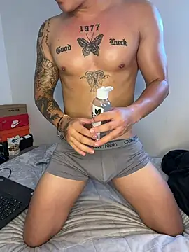Christopher_strongg Obrolan Langsung XXX