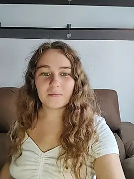 צ'אט XXX בשידור חי של NensysFourets