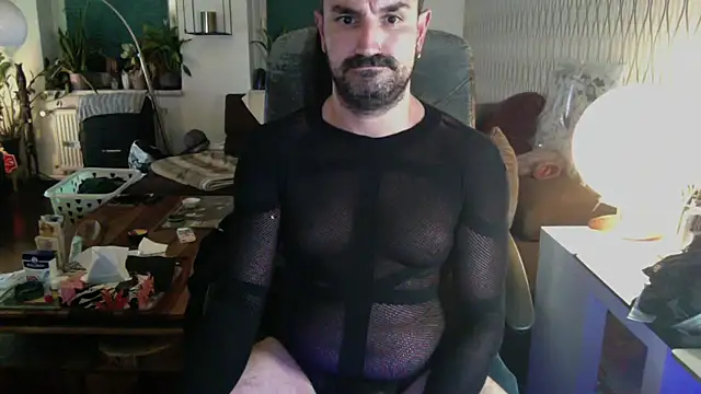 tomz0819 Chat XXX in diretta