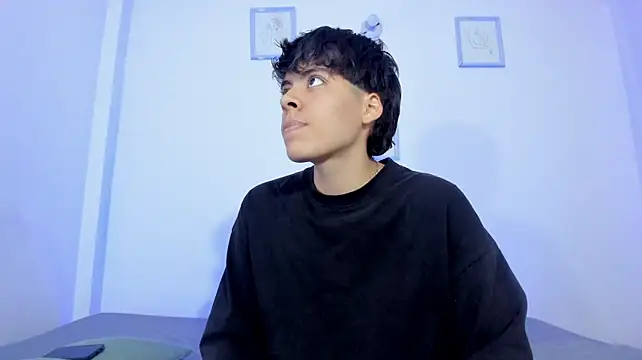 צ'אט XXX בשידור חי של Cristopher_black