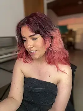Chat XXX en directo de NikkiNix