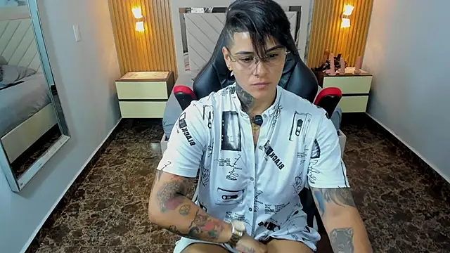 KAROLLJONES1 Chat XXX in diretta