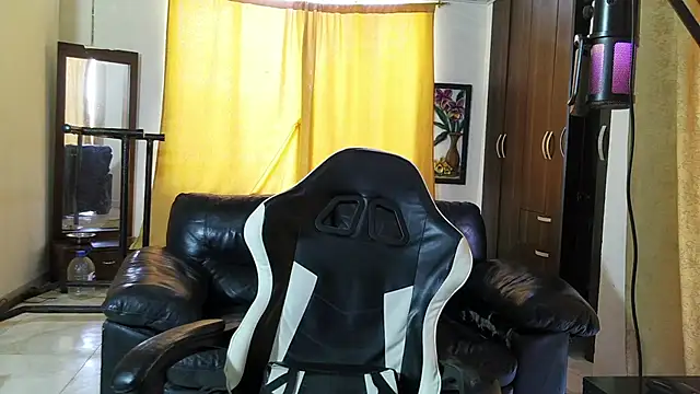 aronmiller404 Chat XXX live