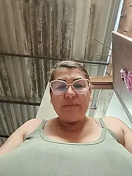 AlexxiaaMat live XXX chat