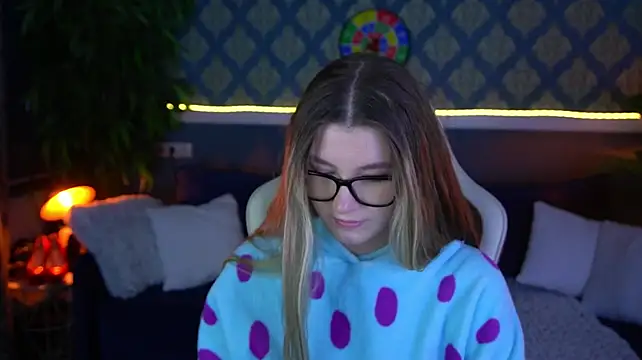 Chat +18 de Lissaa_Moon ao vivo