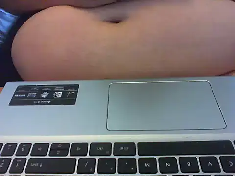 bigcuddlebear69er Live XXX Chat