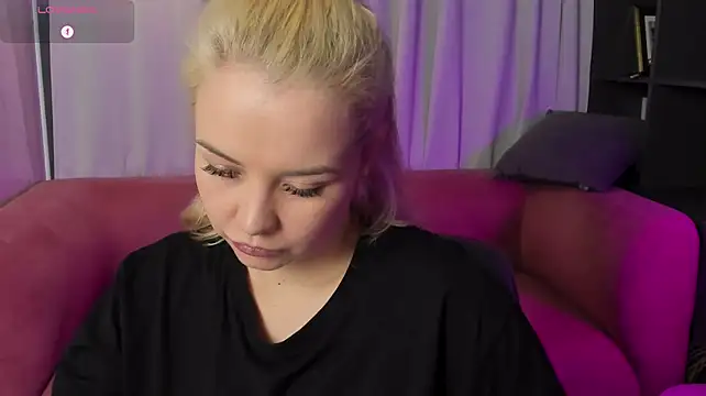 แชท XXX สดของ StephanieSweety