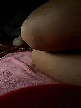 -Tara-a – Live XXX-chat