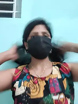 צ'אט XXX בשידור חי של Tamil_SweetHeart