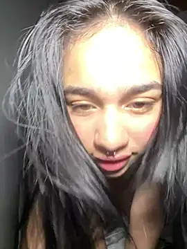 Kylie_Patrick Chat XXX in diretta