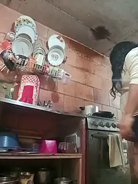 isis_milove Adlı Modelin Canlı XXX Sohbeti