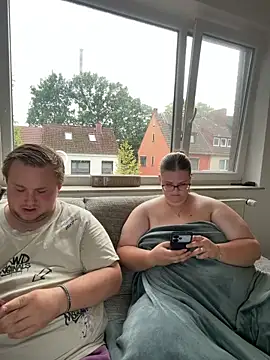 Sembang XXX Secara Langsung CurvyPaar2