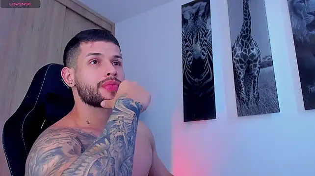 Chat XXX en directo de Santos_ramirez1