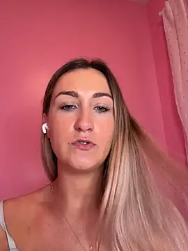Онлайн чат XXX PrettyLilTwinkles