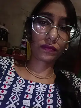 Komal_0143's Live XXX Chat