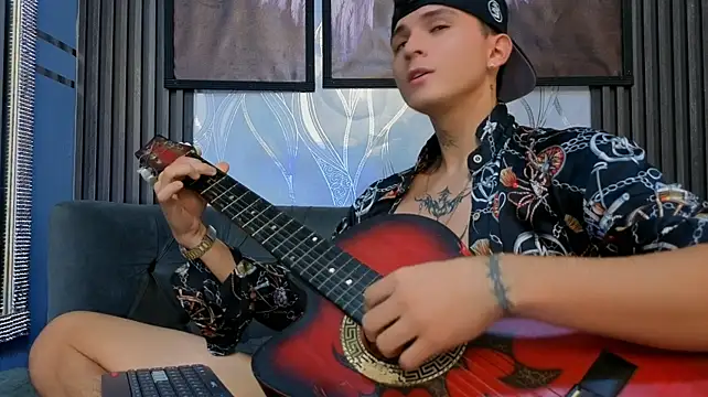 Axel_Ryder élő XXX-chatje