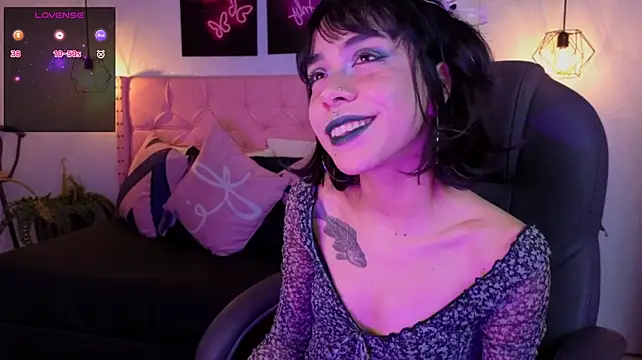 Chat +18 de dark__nymph ao vivo