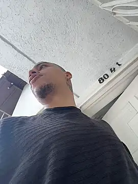 XXX chat uživo modela AlphaMasterXxx