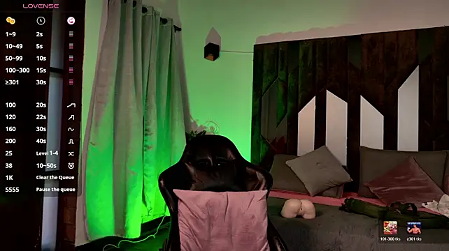 TonyPetrovjs Chat XXX live