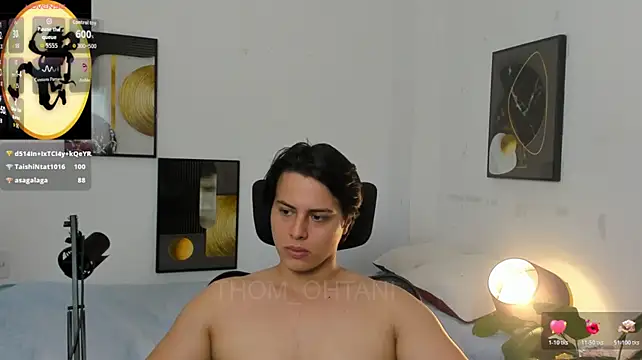 Chat +18 de Thom_Ohtani ao vivo