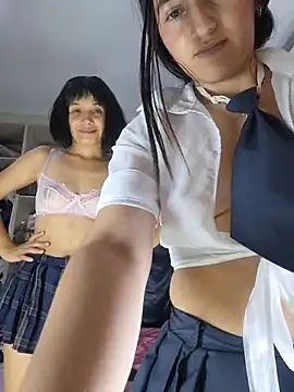 XXX chat uživo modela Naty_wet_17