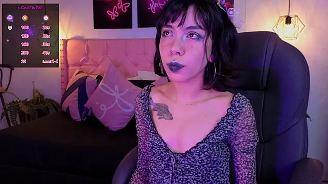 dark__nymph Chat XXX in diretta