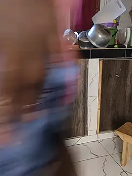 Chat +18 de Bootybae478 ao vivo