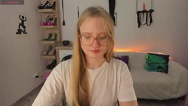 NancyHottie's Live XXX Chat