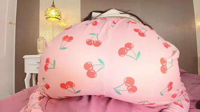 DannaDooll99 Adlı Modelin Canlı XXX Sohbeti