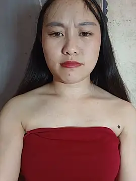 Cherry-squirtt 即時 XXX 聊天