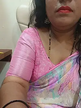 Chatroom XXX en direct de Rukmini_Rukku_97