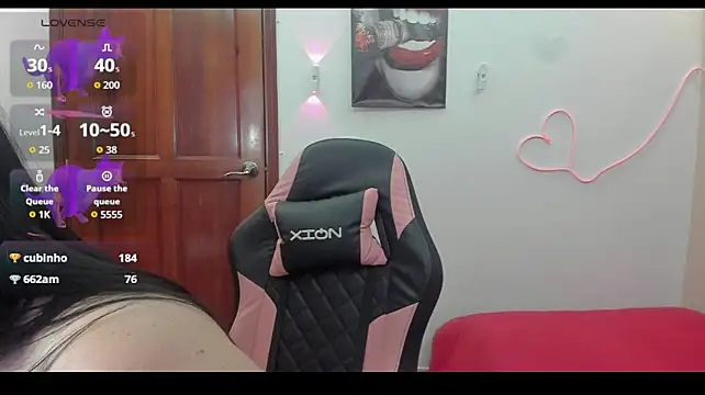 AnneDann's Live XXX Chat