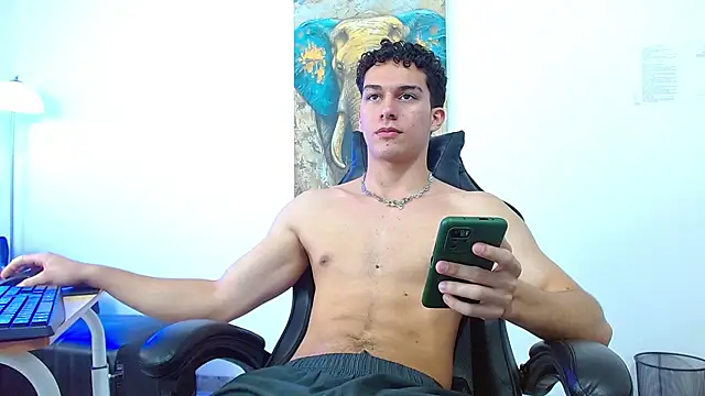 ryan_cum18 Pertunjukan Webcam