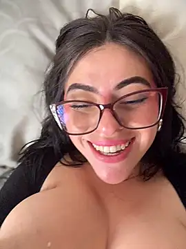Wkatte লাইভ XXX চ্যাট