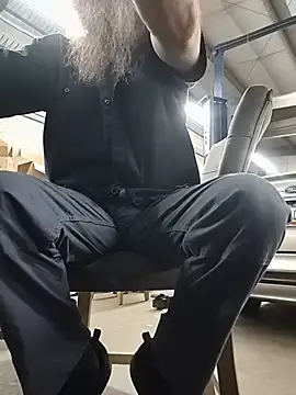 PopD69's Live XXX Chat