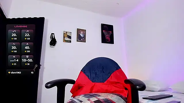 XXX chat uživo modela blorelopez