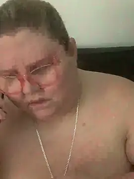 Živý XXX chat TheMotherPearl