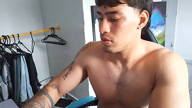 latin_party007's Live XXX Chat