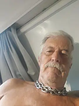 slave4men Chat XXX in diretta
