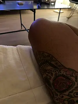 Mike69F Chat XXX live